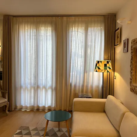 Essenza Bologna
