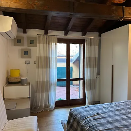 Essenza Apartment *